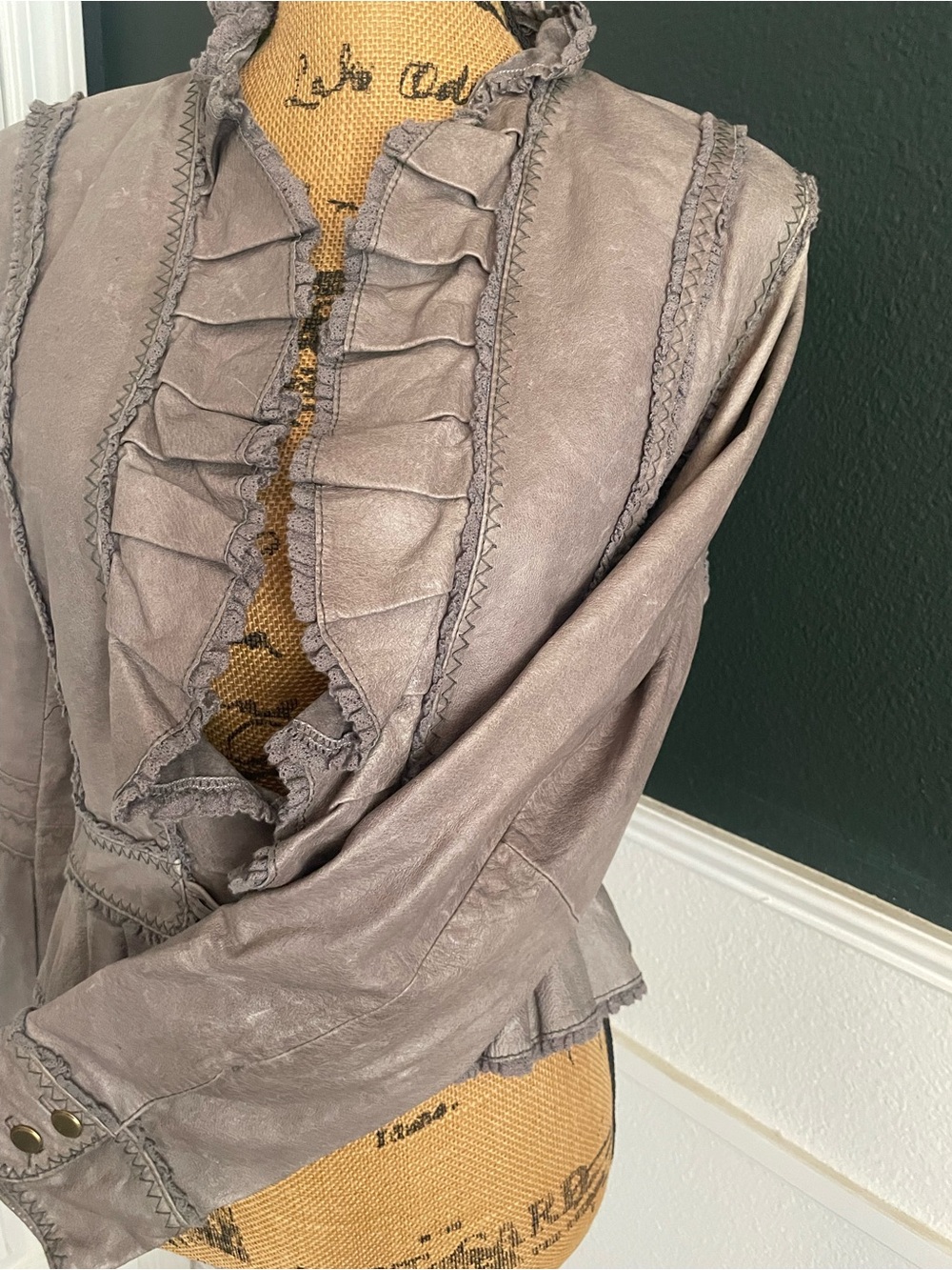 Moda International Gray Ruffled Leather Jacket - Picture 7 of 10